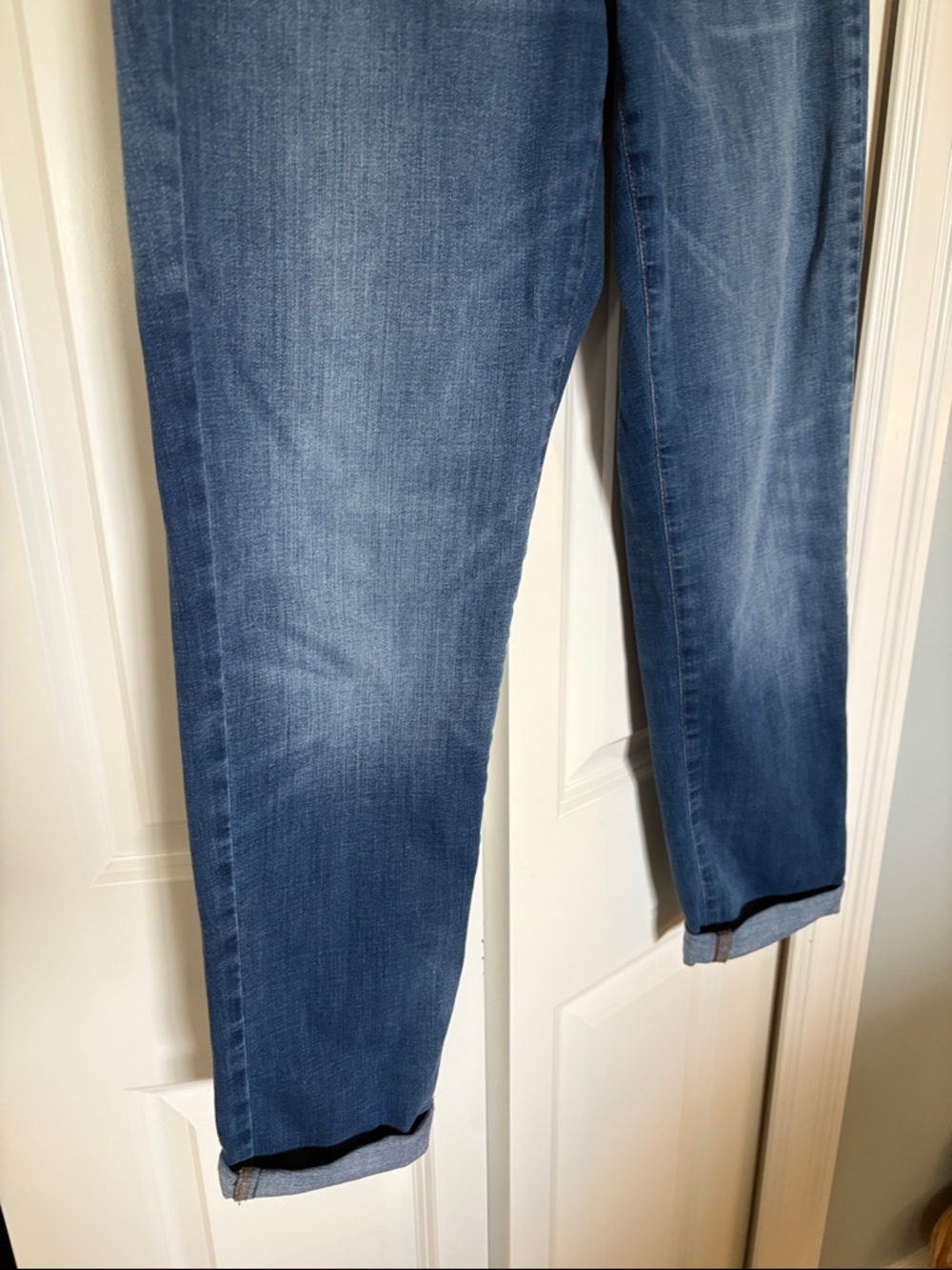 J. Jill Women's Boyfriend Jeans in Medium Blue Wash - Picture 8 of 13